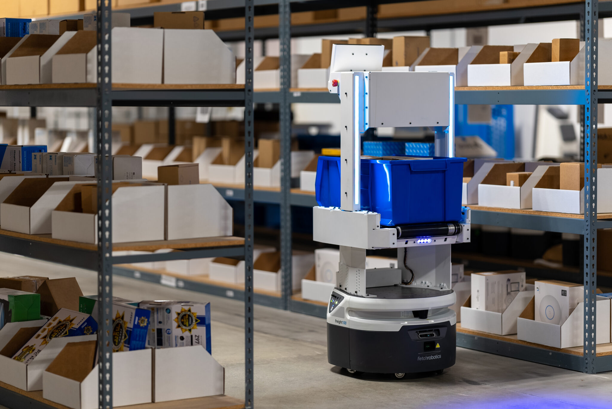 [Barcom, Inc.] The Human Element in Automated Warehouses: Upskilling and Collaboration with Technology